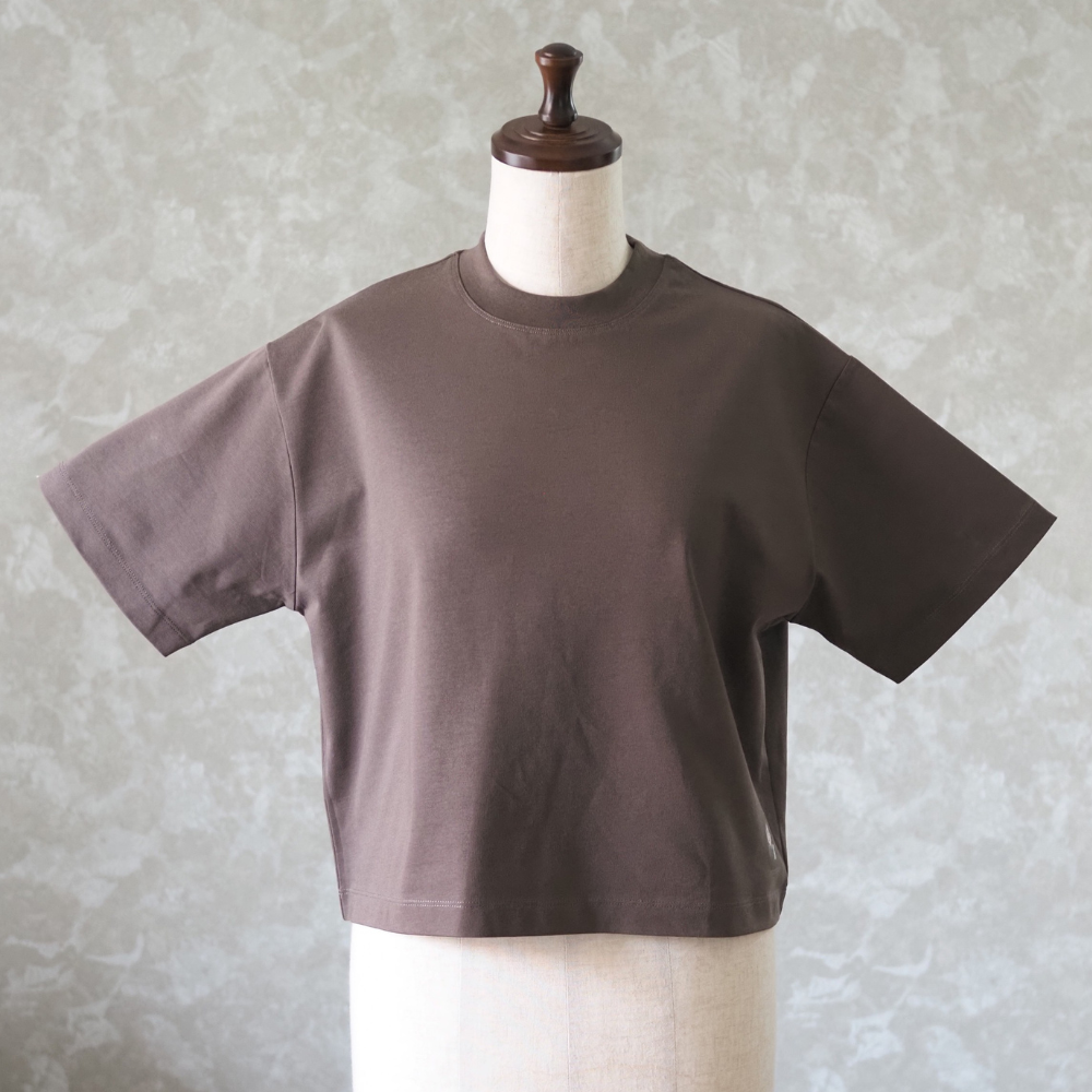 ショートボクシーTシャツ