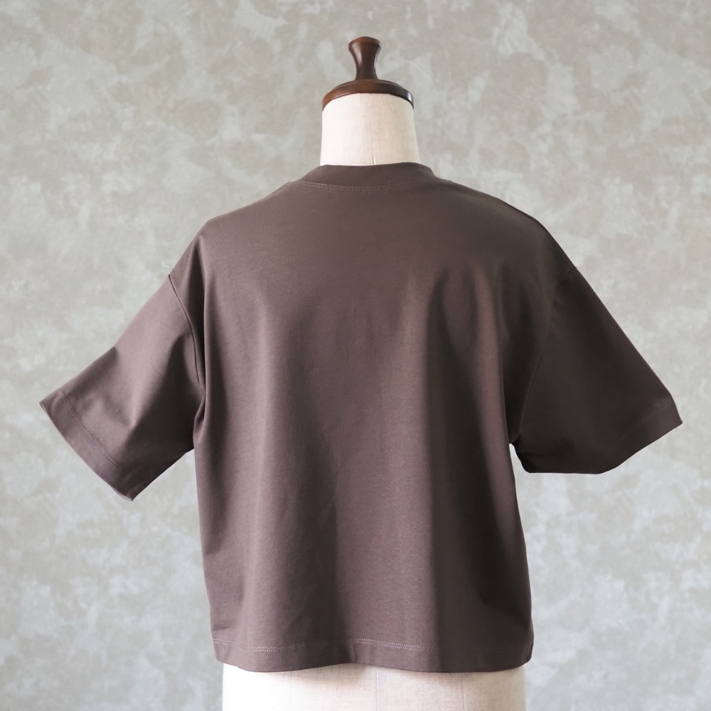 ショートボクシーTシャツ