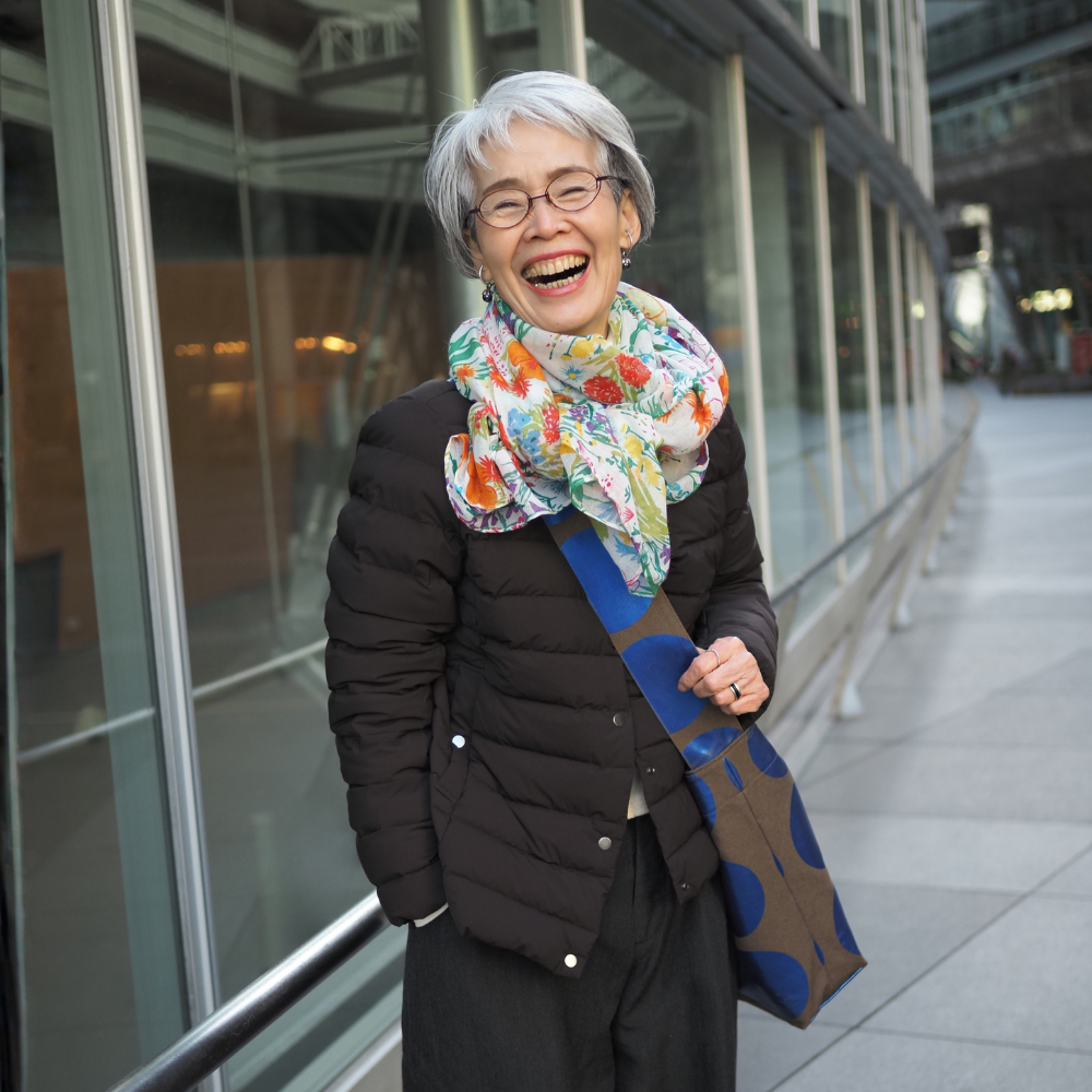 ストレッチダウンジャケット（4WAYストレッチ）