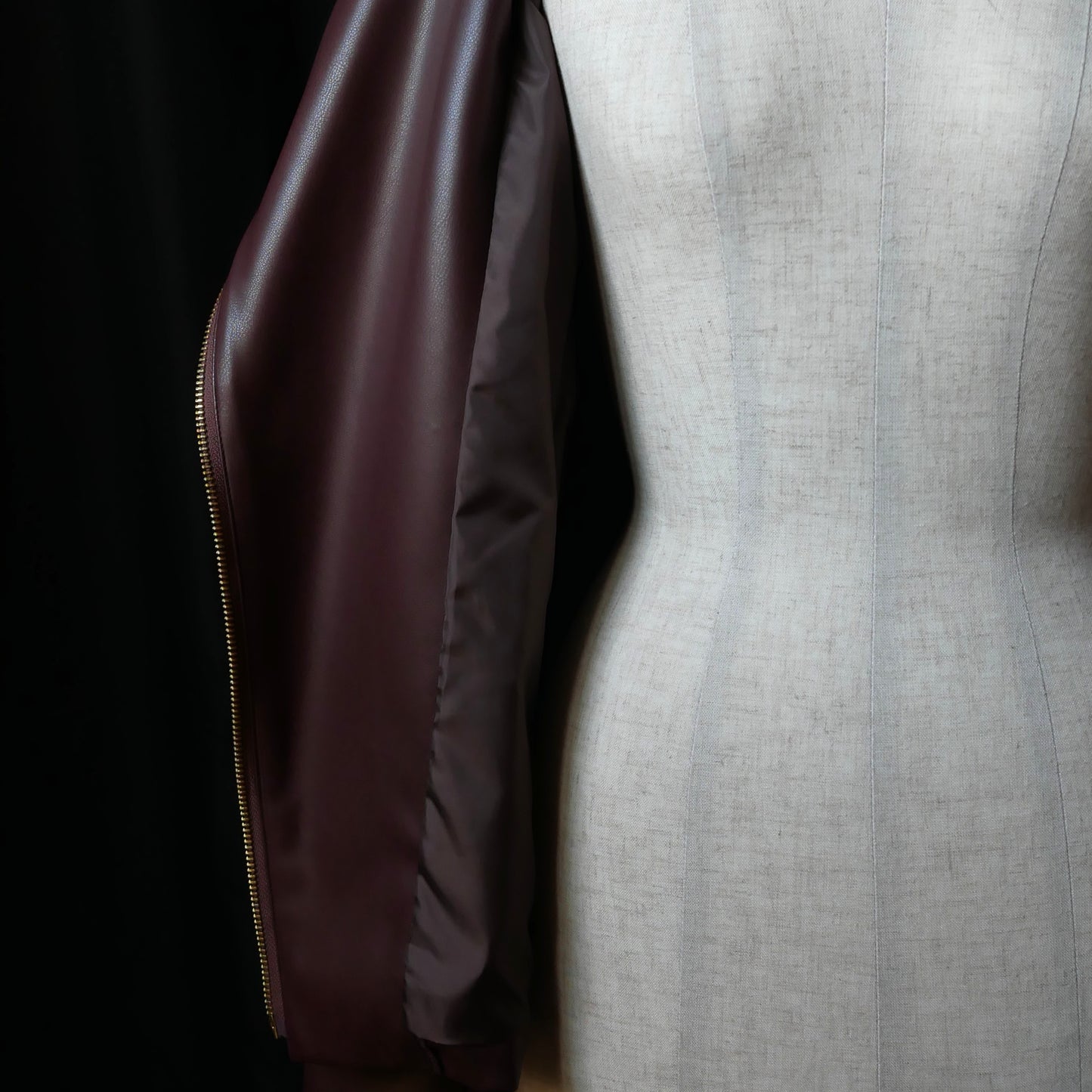 レザータッチジャケット（先行予約）