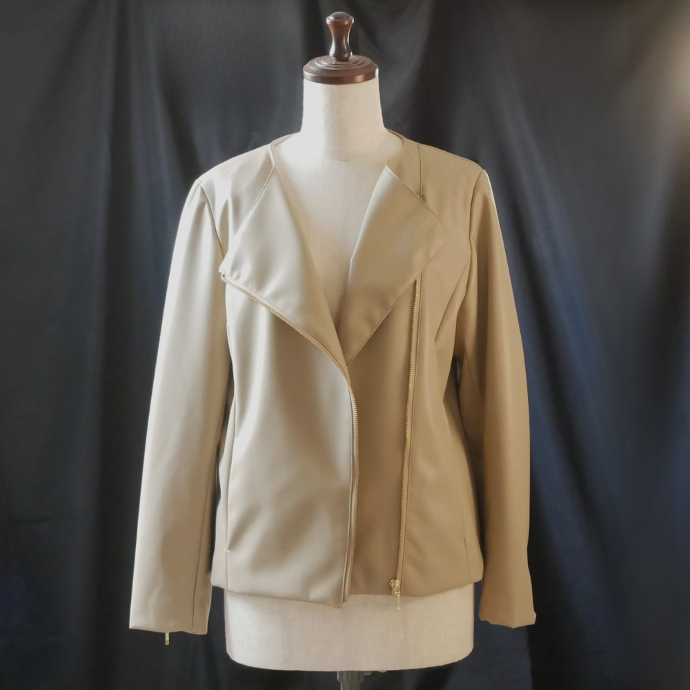 レザータッチジャケット（先行予約）