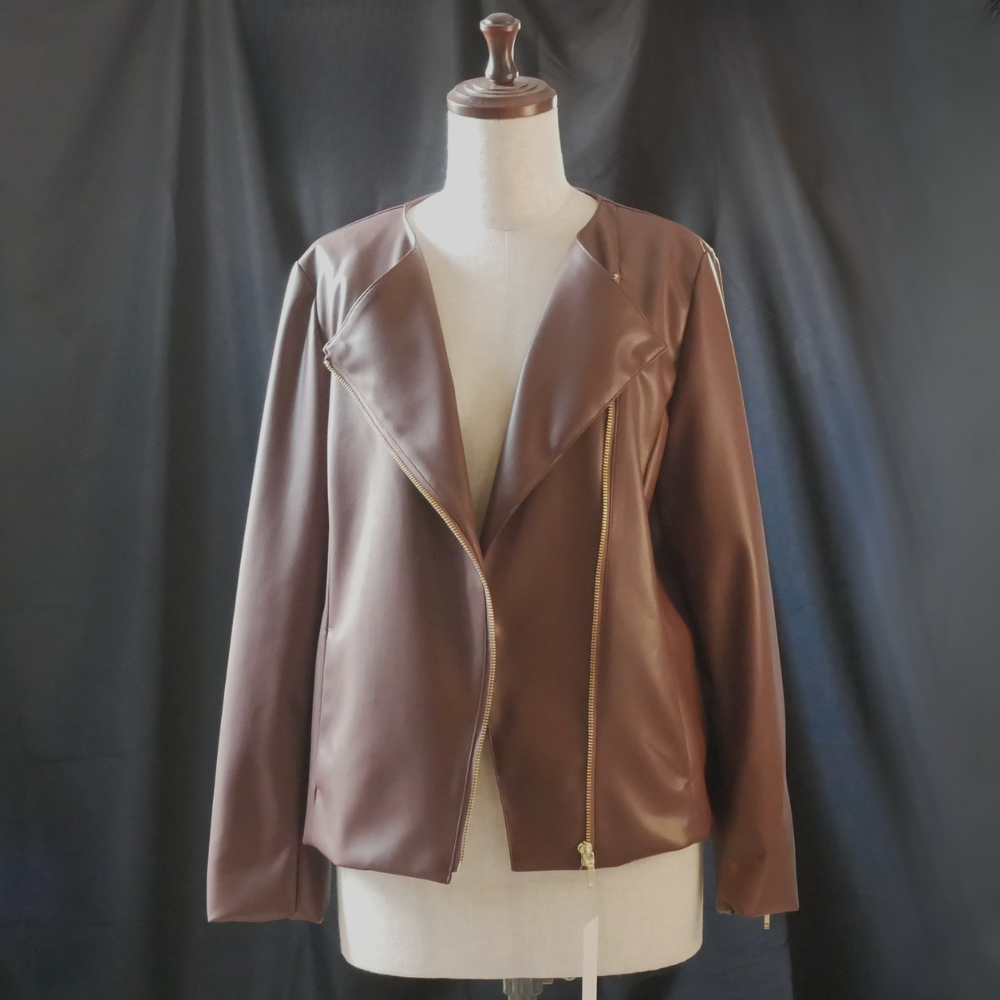 レザータッチジャケット（先行予約）